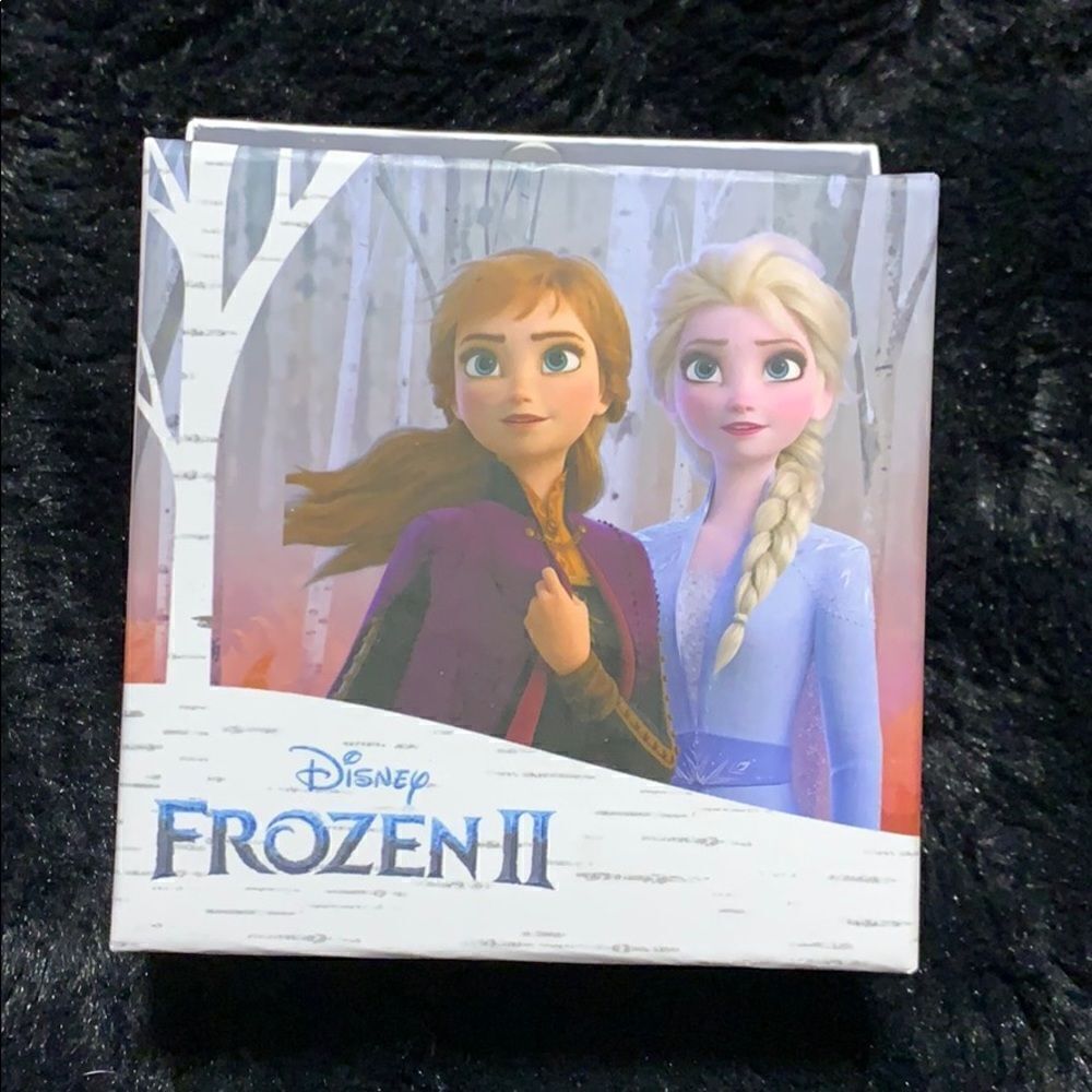 Frozen II earrings - Picture 4 of 4